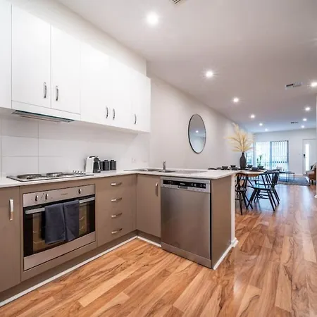 Black Oak At Brompton Adelaide Exterior photo